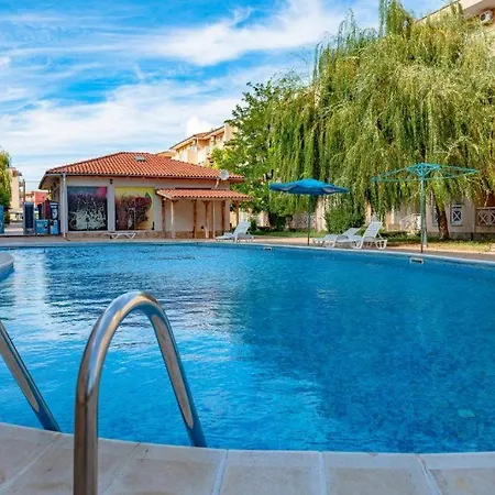 Double Cherry サニービーチ